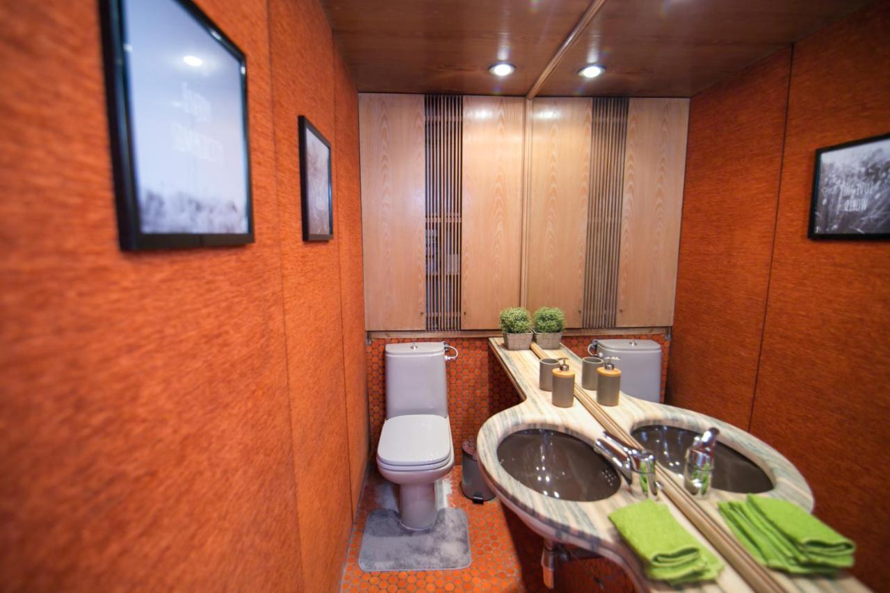 One-Of-A-Kind Athens Riviera Apartment Εξωτερικό φωτογραφία