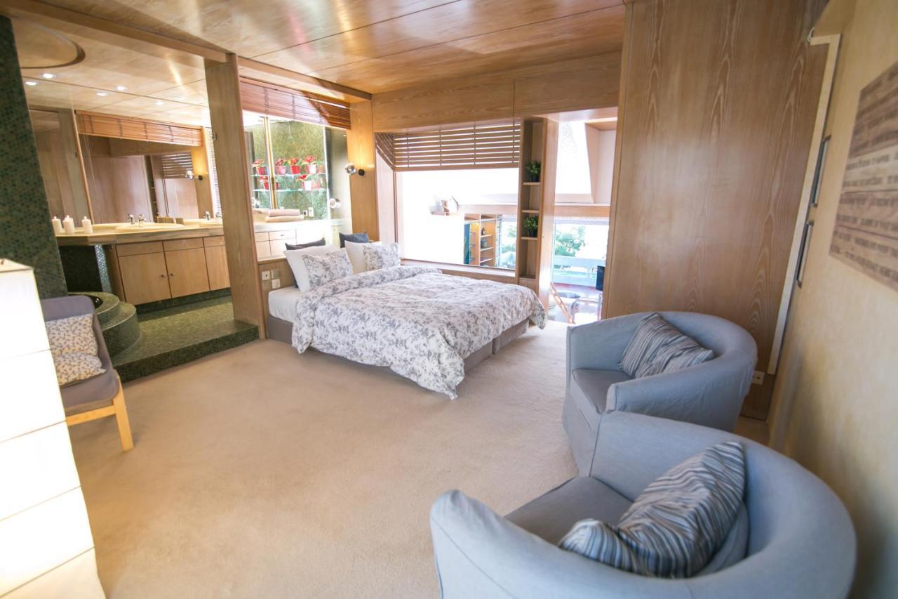 One-Of-A-Kind Athens Riviera Apartment Εξωτερικό φωτογραφία